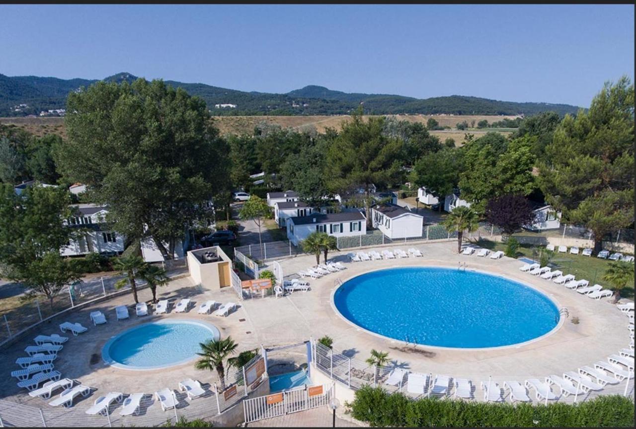 Camping Domaine Des Iscles Ла-Рок-д'Антерон Экстерьер фото